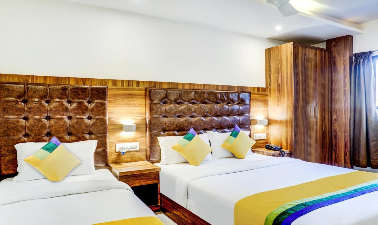 Treebo Trip Seven Olives Andheri Bombay Extérieur photo