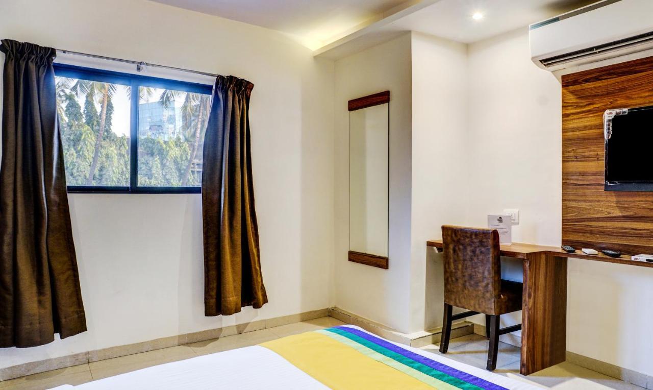 Treebo Trip Seven Olives Andheri Bombay Extérieur photo